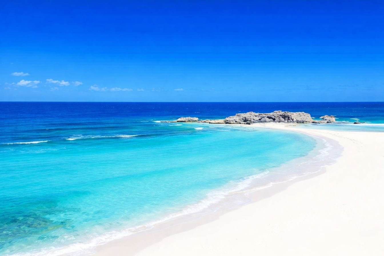 Turquoise coastline of Providenciales, Turks and Caicos